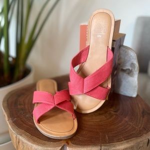 Pink Sandals, Size 8, Good Used condition